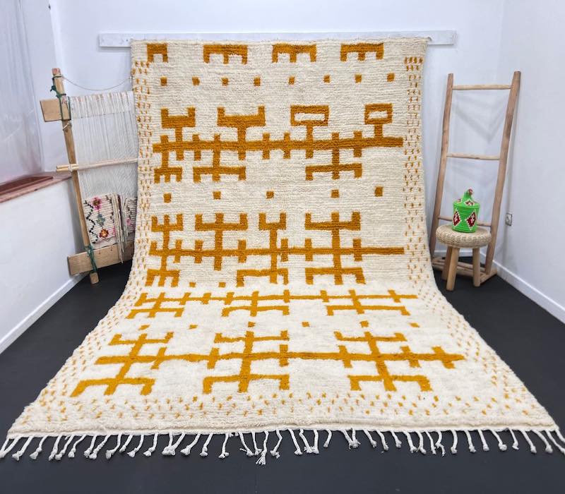 AsalaVibes-Authentic-Moroccan-Handcrafted-Rugs-Product-Beni-Ourain-Rugs-Custom-Rugs-Custom-Beni-Ourain-Stunning-Orange-And-White-Moroccan-Rug-1